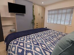 The Cloud House @ Upton by Chester 