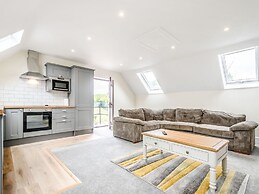 Bears Court The Flat