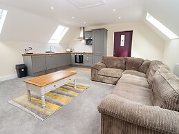 Bears Court The Flat