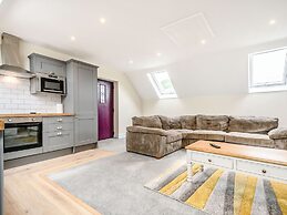 Bears Court The Flat