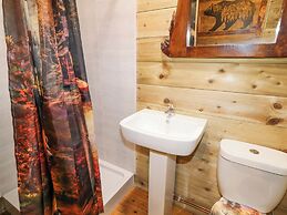 Bear Claw Lodge