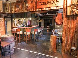 Bear Claw Lodge
