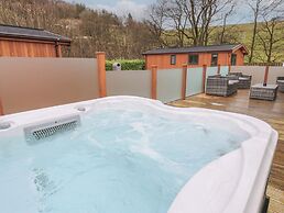 13 Laddow Rocks Lodge