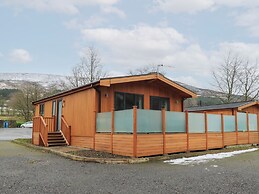 13 Laddow Rocks Lodge