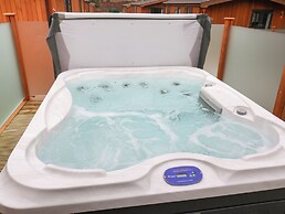 13 Laddow Rocks Lodge