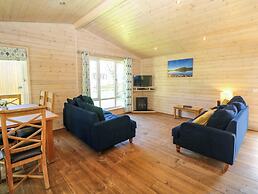 Dovestone Luxury Lodges - pet Free