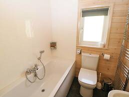 Dovestone Luxury Lodges - pet Free