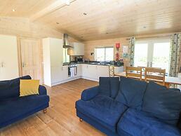 Dovestone Luxury Lodges - pet Free