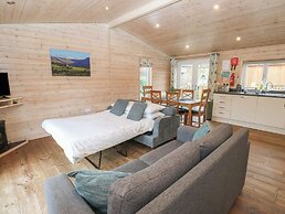 8 Indians Head Lodge