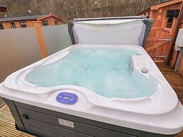 15 Dovestone Edge Lodge