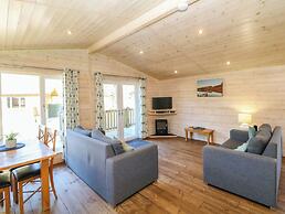 Dovestone Luxury Lodges - pet Free