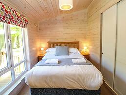 Dovestone Luxury Lodges - pet Free