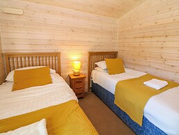 Dovestone Luxury Lodges - pet Free