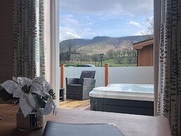 12 Green Clough Lodge