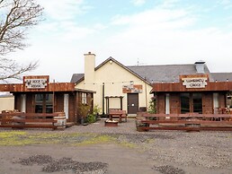 Apache Falls Lodge