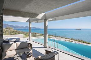 Luxurious Seafront Villa Karystos