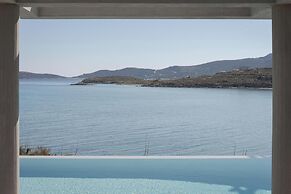 Luxurious Seafront Villa Karystos