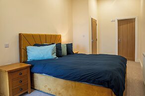 Bears Court North Barn 8