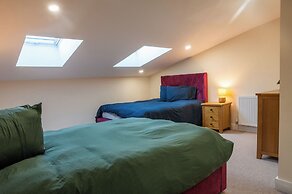 Bears Court North Barn 8