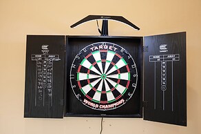 Bears Court North Barn 8