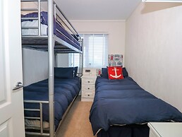 Un Diwrnod The Warren T22