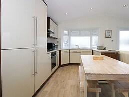 Un Diwrnod The Warren T22