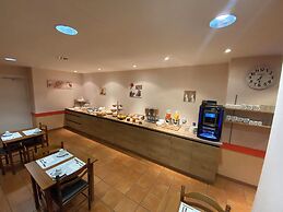 NOUVEL HOTEL