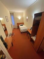 NOUVEL HOTEL