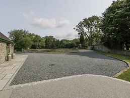 Evenjobb Court Farmhouse