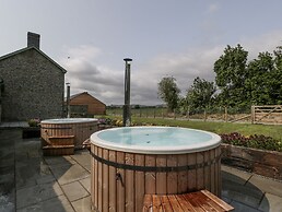 Evenjobb Court Farmhouse