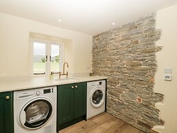 Evenjobb Court Farmhouse