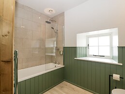 Evenjobb Court Farmhouse