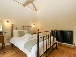 Evenjobb Court Farmhouse