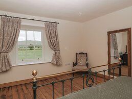 Evenjobb Court Farmhouse