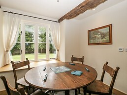 Evenjobb Court Farmhouse