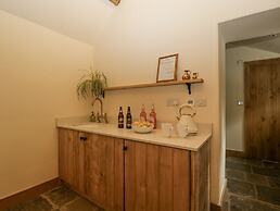 Evenjobb Court Farmhouse