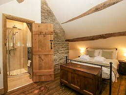 Evenjobb Court Farmhouse