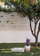 Athena's Lemon Grove Glyfada