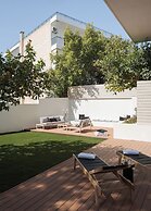 Athena's Lemon Grove Glyfada