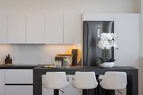 Athena's Lemon Grove Glyfada