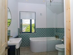 Britannia Crossings Cottage