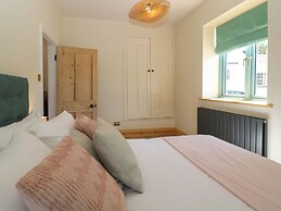 Britannia Crossings Cottage