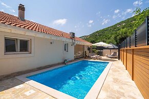 Villa Tranquility Nest Beniva