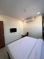 Hotel Soumya Sarovar