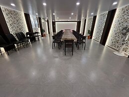 Hotel Soumya Sarovar