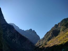 Hotel Himsarovar And Restaurant