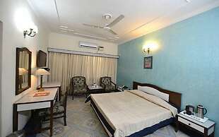 Red Bishop Tourist Complex