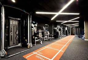 Vita Student-Only Circle Square