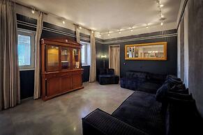 Luxury Boutique Property