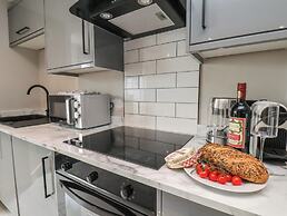 Apt 1 @ Hunter's Quay